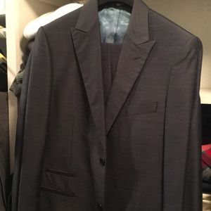 Men’s suit. Steve Harvey. Coat 42. Pant 36